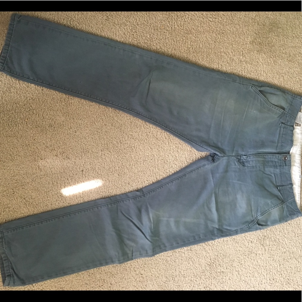 Levi’s chinos